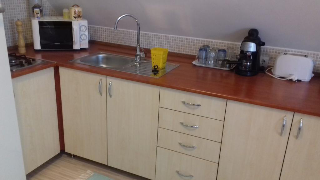 Eszter Apartmanhaz Hajdúszoboszló المظهر الخارجي الصورة